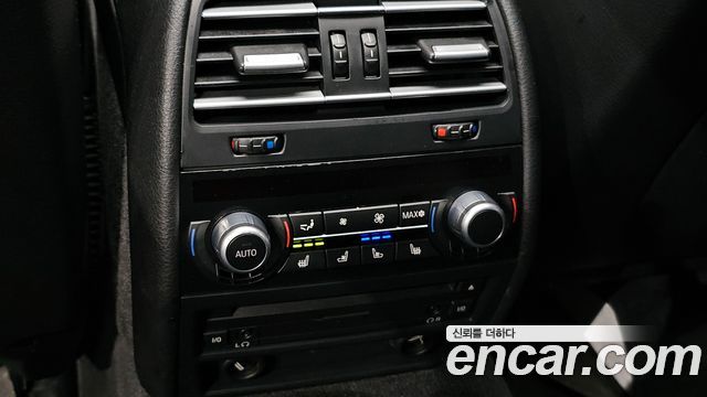 BMW 7 Series (F01) 750Li M Sports 2011 — фото 19