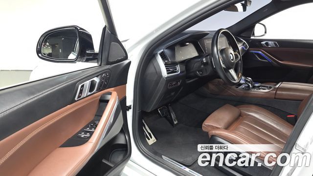 BMW X6 (G06) xDrive40i M Sport 2021 — фото 15