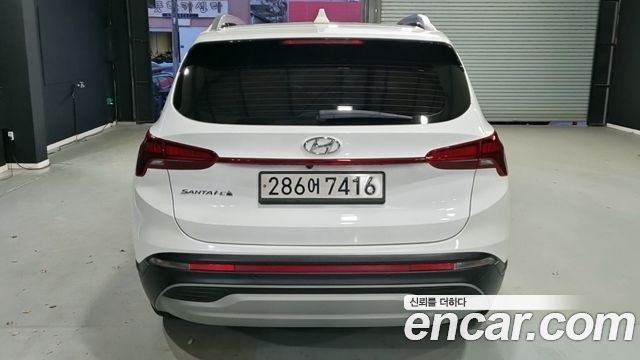 Hyundai Santa Fe Diesel 2.2 2WD Exclusive 2023 — фото 4