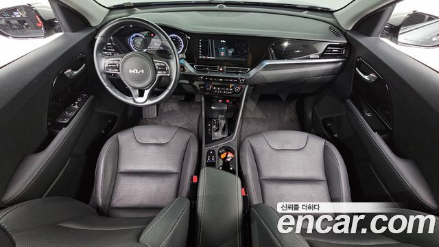 Kia Niro 1.6 HEV Noblesse 2022 — фото 7