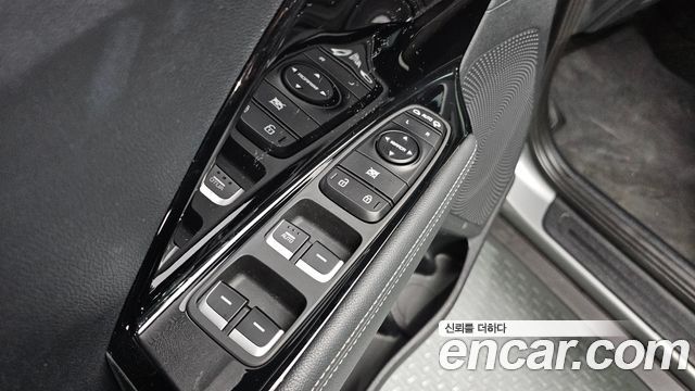 Kia Niro 1.6 HEV Noblesse 2022 — фото 14