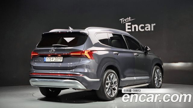 Hyundai Santa Fe Diesel 2.2 2WD Calligraphy 2021 — фото 2