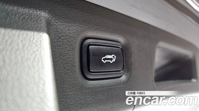 Hyundai Santa Fe Diesel 2.2 2WD Calligraphy 2021 — фото 16