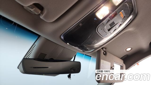 Genesis GV80 2.5T Gasoline 2WD 2025 — фото 18