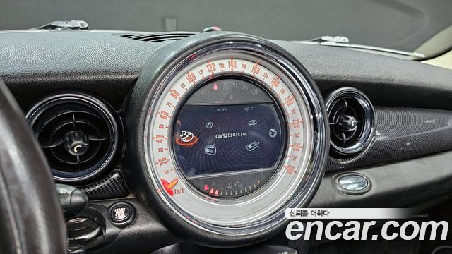 MINI Cooper SD Standard Second Generation 2012 — фото 16