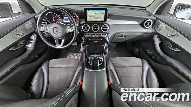 Mercedes-Benz GLC-Class (X253) GLC300 4MATIC AMG Line 2019 — фото 7