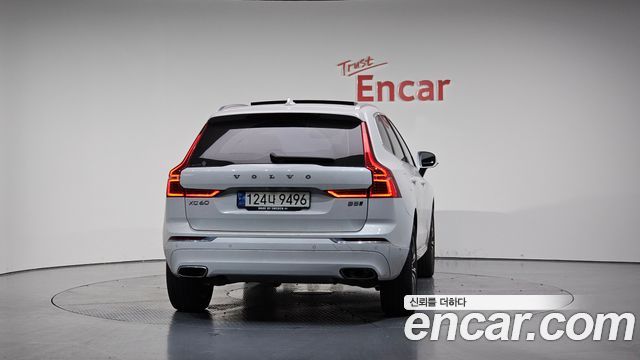 Volvo XC60 (II) B5 Inscription 2021 — фото 4