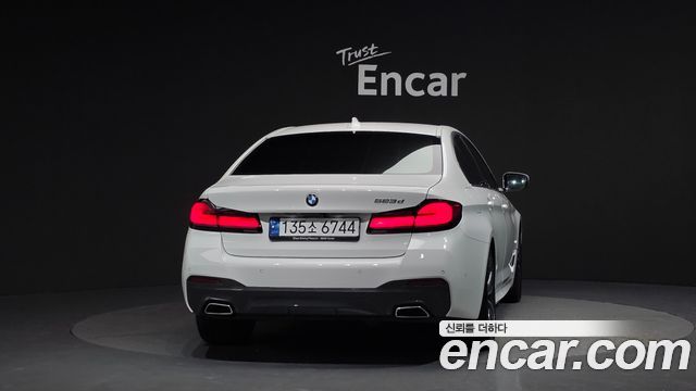 BMW 5 Series (G30) 523d M Sport 2023 — фото 4