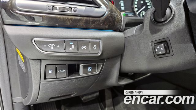 Genesis EQ900 5.0 GDI AWD Prestige 2016 — фото 13