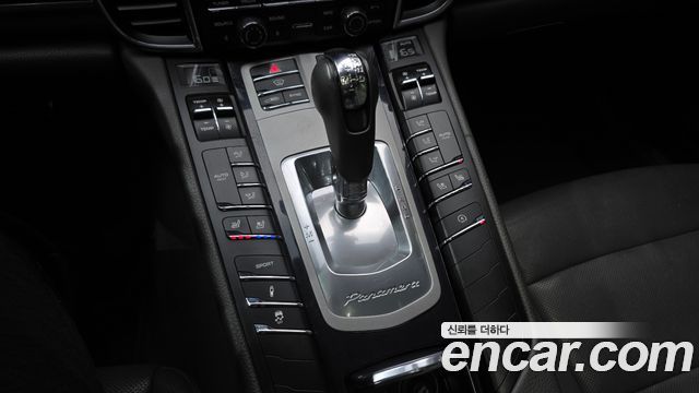Porsche Panamera 3.6 AWD 970 2015 — фото 9