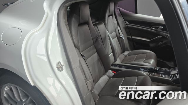 Porsche Panamera 3.6 AWD 970 2015 — фото 12