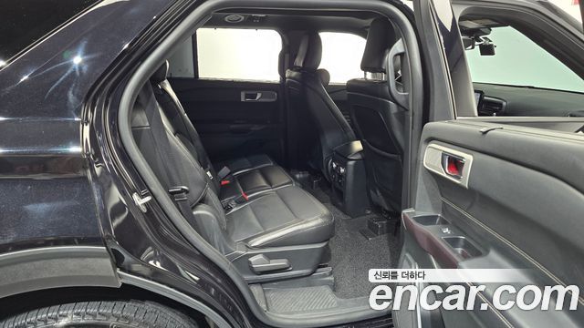 Ford Explorer (VI) 2.3 LimIted 4WD 2020 — фото 16