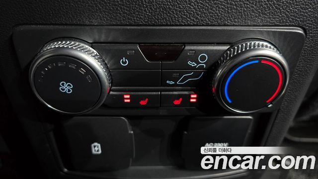 Ford Explorer (VI) 2.3 LimIted 4WD 2020 — фото 22