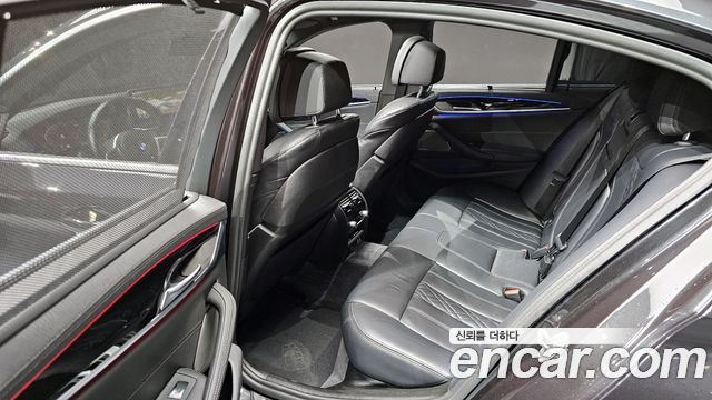 BMW 5 Series (G30) 530i M Sport Package 2022 — фото 16