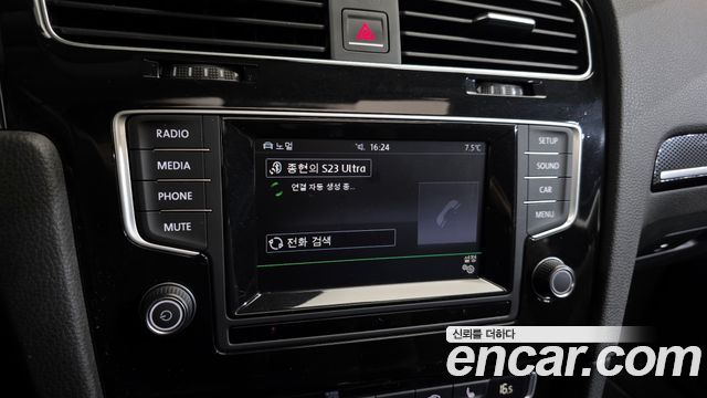Volkswagen Golf (VII) 2.0 TDI 2015 — фото 16