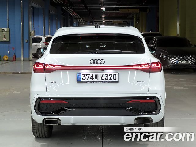 Audi Q5 (80A) 45 TFSI Quattro Sportback S Line 2025 — фото 4
