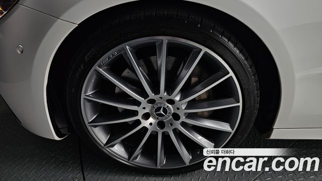 Mercedes-Benz E-Class (W213) E350 4MATIC AMG Line 2022 — фото 5