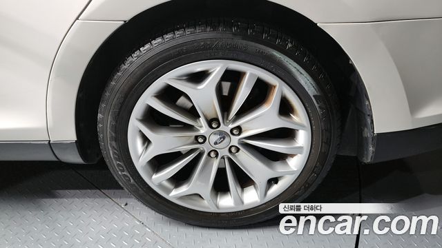 Ford Taurus 2.0 Limited EcoBoost 6th 2014 — фото 5