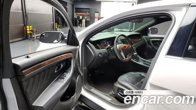 Ford Taurus 2.0 Limited EcoBoost 6th 2014 — фото 10