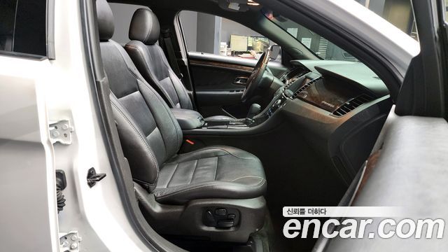 Ford Taurus 2.0 Limited EcoBoost 6th 2014 — фото 11