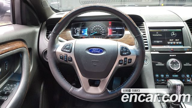 Ford Taurus 2.0 Limited EcoBoost 6th 2014 — фото 13
