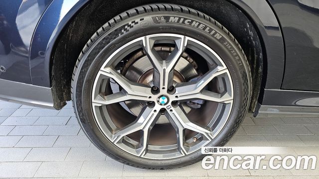 BMW X6 (G06) xDrive40i M Sport 2021 — фото 5
