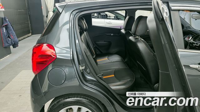 Chevrolet Spark Premier 2019 — фото 12