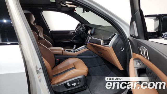 BMW X5M (G05) 4.4 Competition 2023 — фото 11