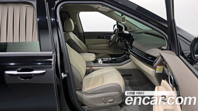 Kia Carnival (IV) HEV 9-Seater Hi-Limousine Signature 2025 — фото 11