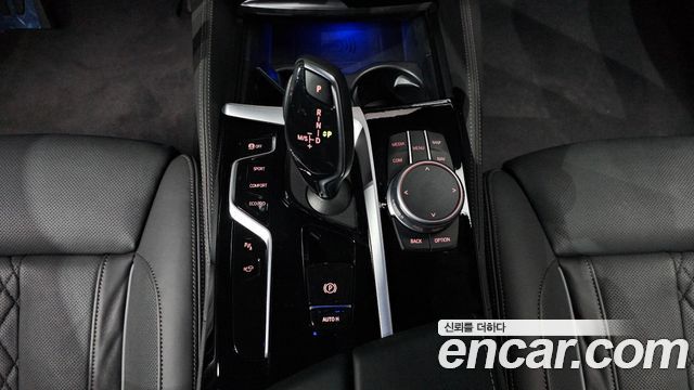 BMW 5 Series (G30) 530i M Sport Package 2021 — фото 9