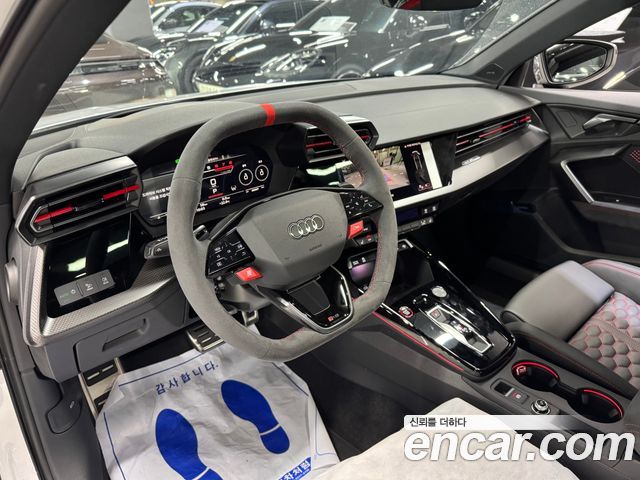 Audi RS3 (8Y) 2.5 TFSI Quattro Carbon Edition 2025 — фото 4