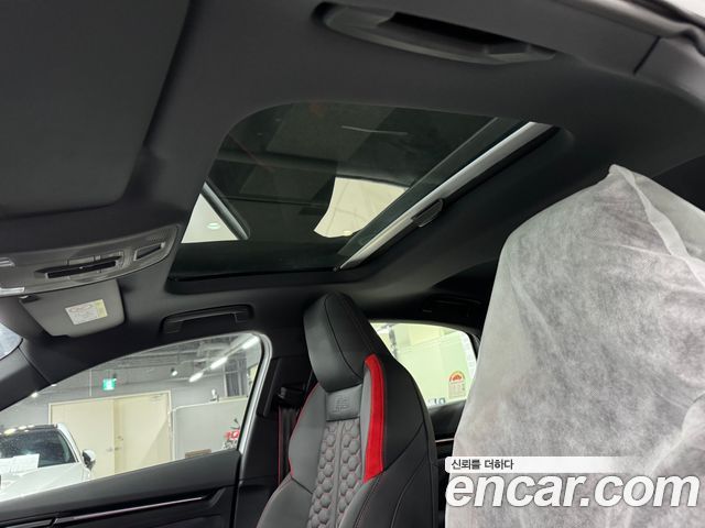 Audi RS3 (8Y) 2.5 TFSI Quattro Carbon Edition 2025 — фото 18