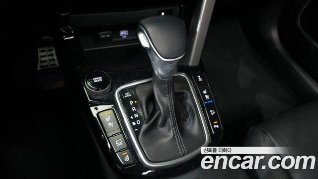 Kia Seltos Gasoline 1.6 Turbo 4WD Signature 2022 — фото 9