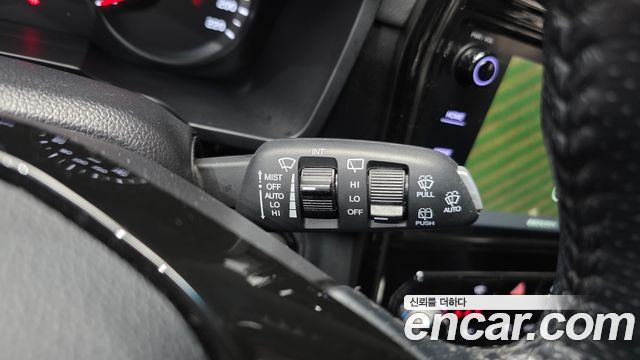 KG Mobility (SsangYong) Very New Tivoli Gasoline 1.5 2WD V3 2022 — фото 16