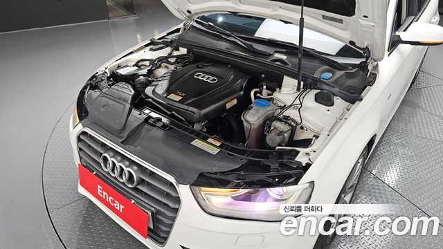 Audi A4 2.0 TDI dynamic B8 2014 — фото 6