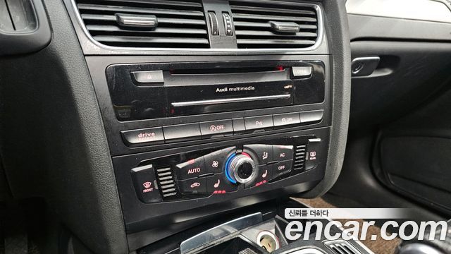 Audi A4 2.0 TDI dynamic B8 2014 — фото 15
