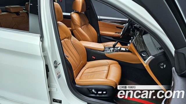 BMW 5 Series (G30) 520i M Sport 2021 — фото 10