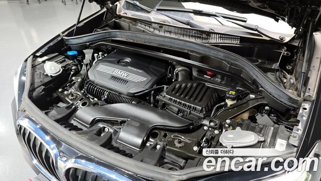 BMW X1 (F48) xDrive 20i M Sport 2021 — фото 6