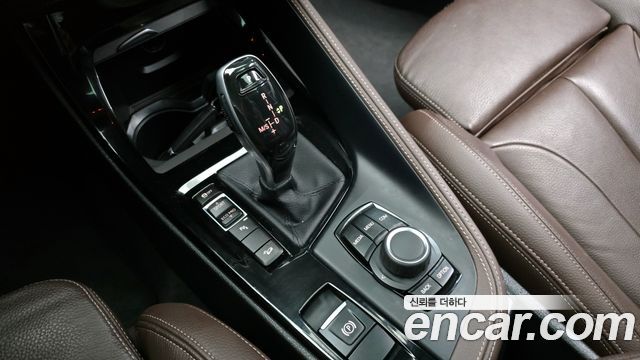 BMW X1 (F48) xDrive 20i M Sport 2021 — фото 9