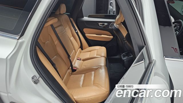 Volvo XC60 (II) D5 Inscription 2019 — фото 12