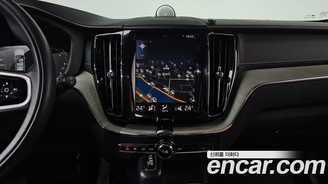 Volvo XC60 (II) D5 Inscription 2019 — фото 14