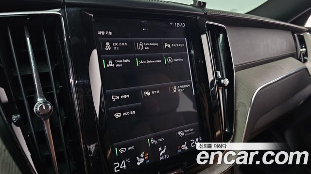 Volvo XC60 (II) D5 Inscription 2019 — фото 18