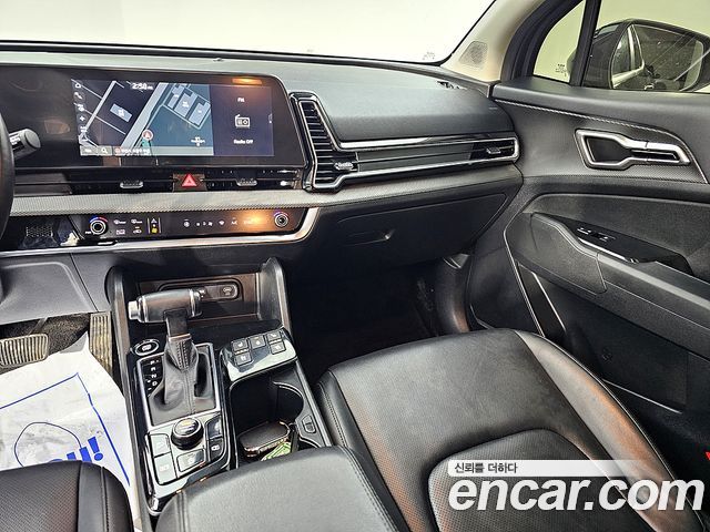 Kia Sportage (V) Diesel 2.0 4WD Prestige 2022 — фото 9