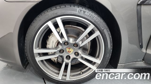 Porsche Panamera 3.0 4S Executive 970 2014 — фото 5