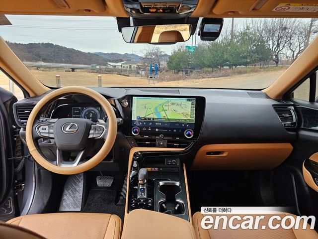 Lexus NX450h+ (II) Premium 2024 — фото 9