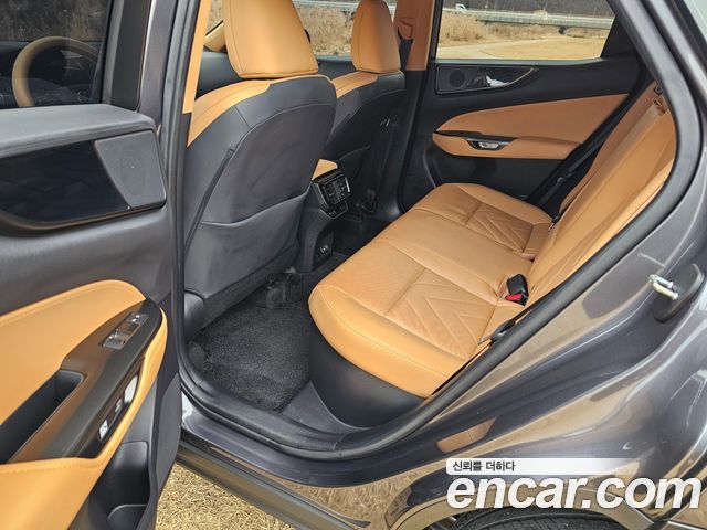 Lexus NX450h+ (II) Premium 2024 — фото 19