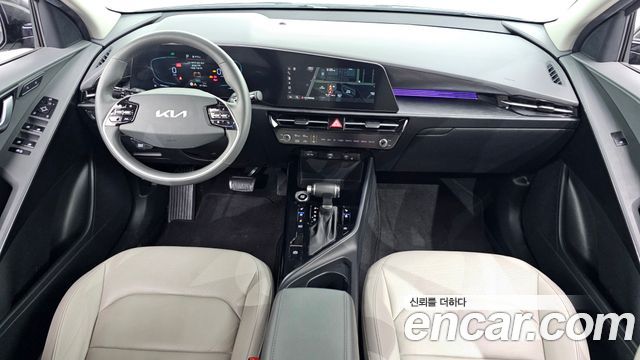 Kia Niro Prestige 2022 — фото 7