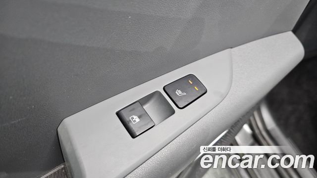 Kia Niro Prestige 2022 — фото 18