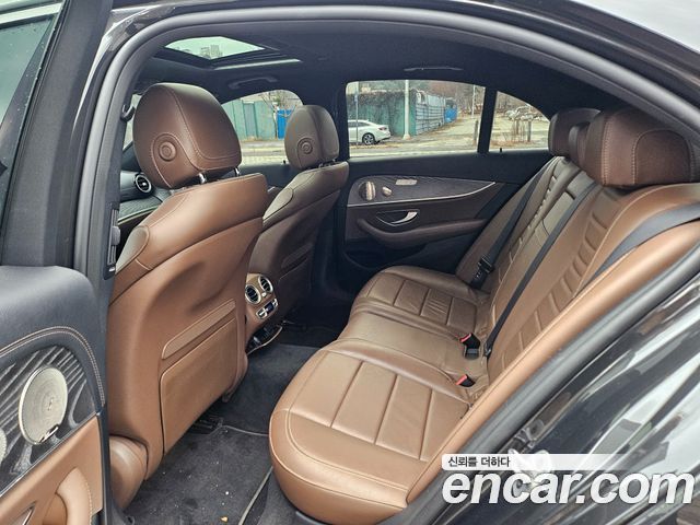 Mercedes-Benz E-Class (W213) E350 4MATIC Avantgarde 2022 — фото 9