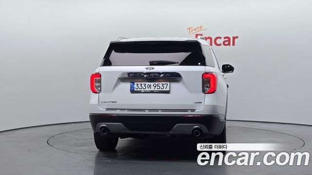 Ford Explorer (VI) 2.3 LimIted 4WD 2020 — фото 4